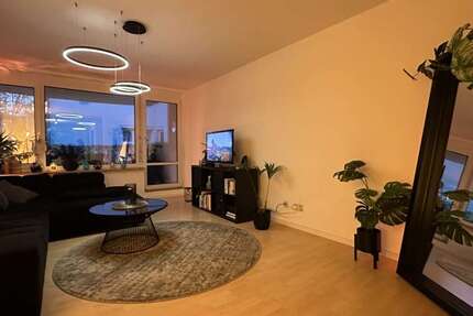 Wohnung zum Mieten in Stuttgart Weilimdorf 1.090 € 90 m² 3 zimmer