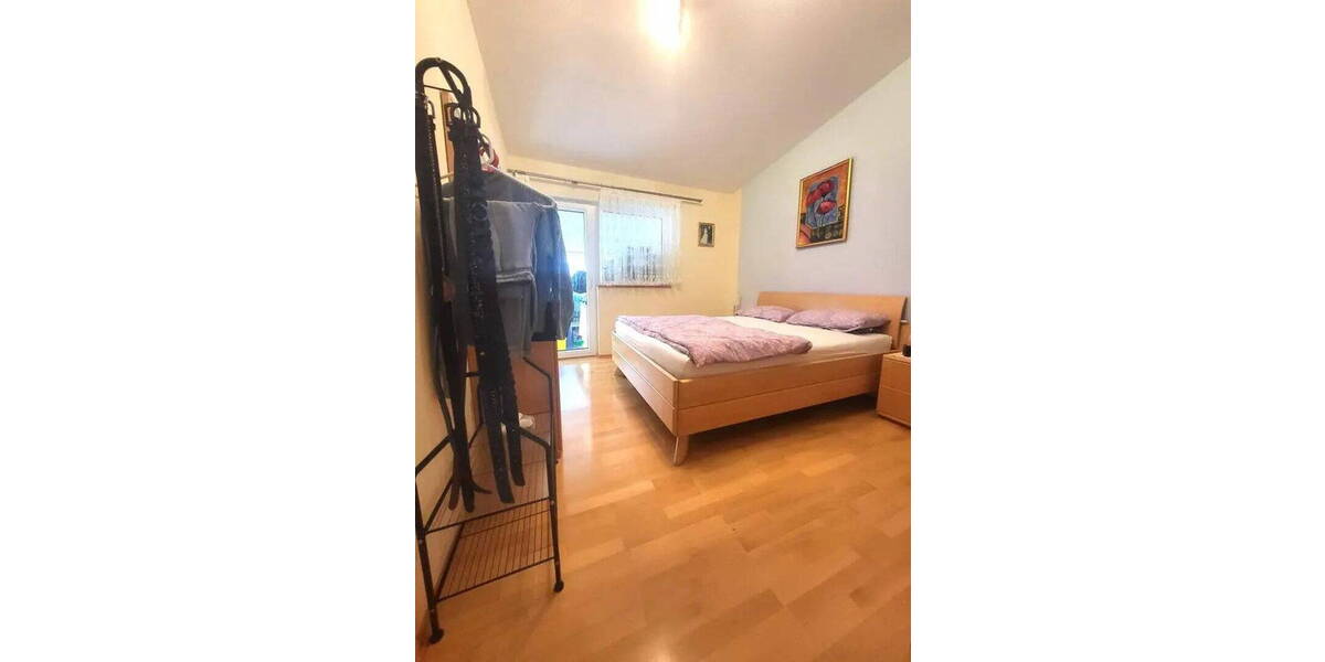 Reihenmittelhaus Stuttgart Feuerbach - 4 Zimmer, 110 m&sup2;, 679.000&euro; | Angebot:26253573