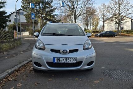 Toyota Aygo (X) 155.000 km 2.399 &euro; Fellbach 70736
