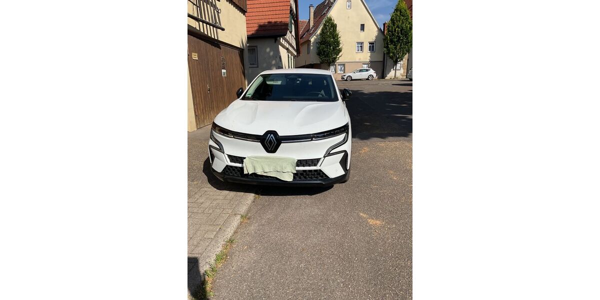 Renault Megane E-TECH 24.000 km 20.000 &euro; Walheim 74399