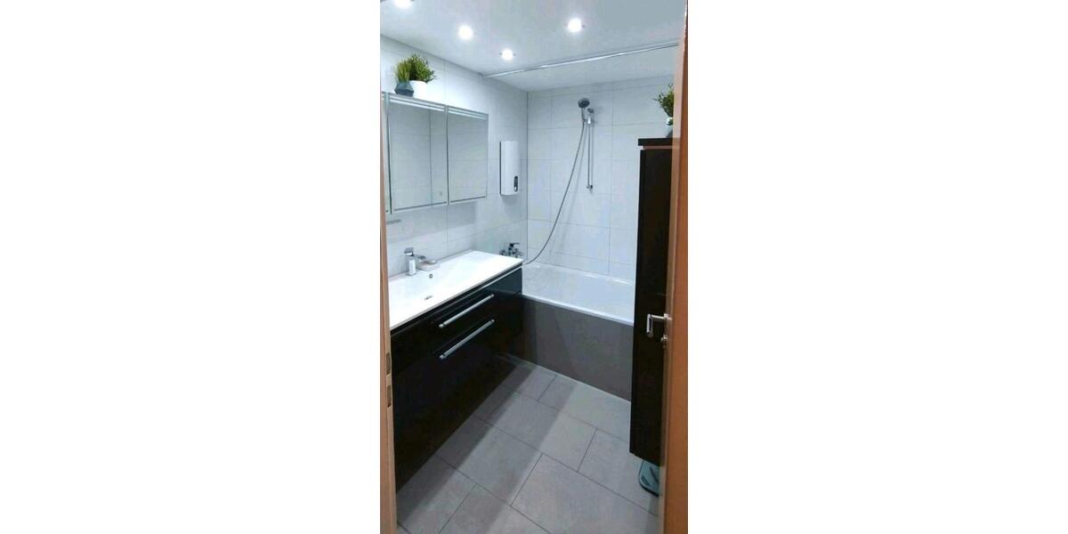 Etagenwohnung Winnenden - 4 Zimmer, 94 m&sup2;, 300.000&euro; | Angebot:25593184