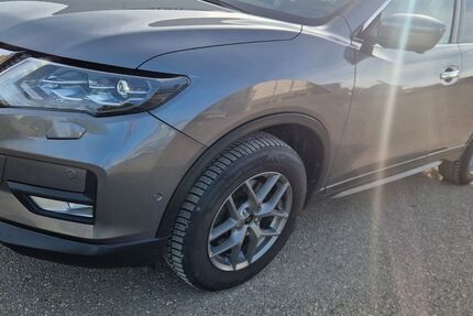 Nissan X-Trail 117.500 km 14.899 &euro; Schlierbach 73278