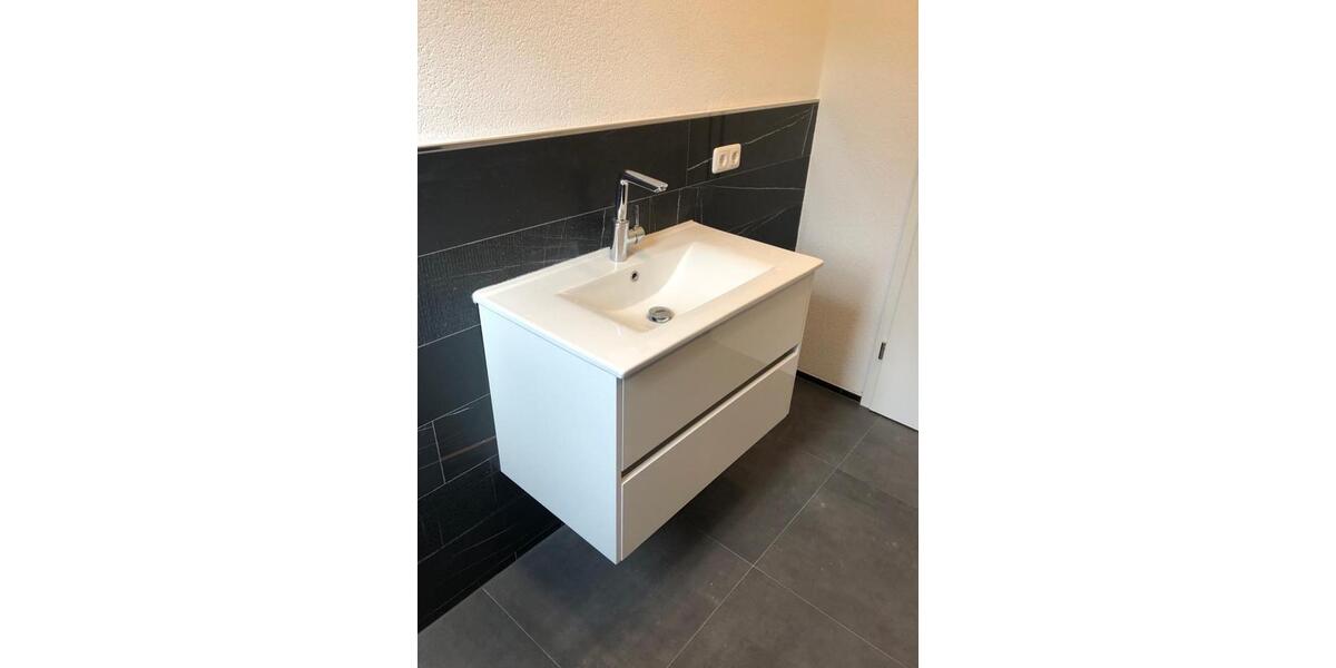 Dachgeschoßwohnung Stuttgart Bopser - 2 Zimmer, 55 m&sup2;, 1.145&euro; | Angebot:25379671