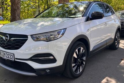 Opel Grandland (X) 64.800 km 16.400 &euro; Sindelfingen 71067
