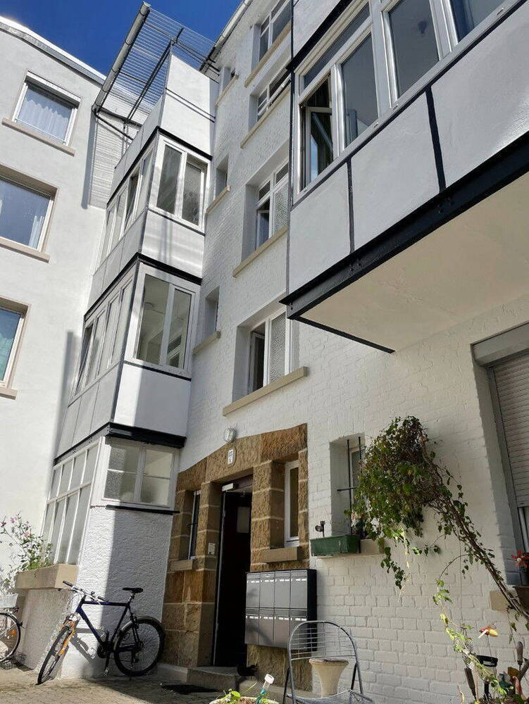 Seltene Gelegenheit in S-West - 3-Zimmer-Wohnung mit Veranda, Gartenmitbenutzung & Garage