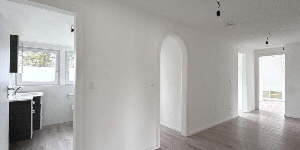 Etagenwohnung Ludwigsburg Eglosheim - 4 Zimmer, 108 m&sup2;, 1.510&euro; | Angebot:24822631