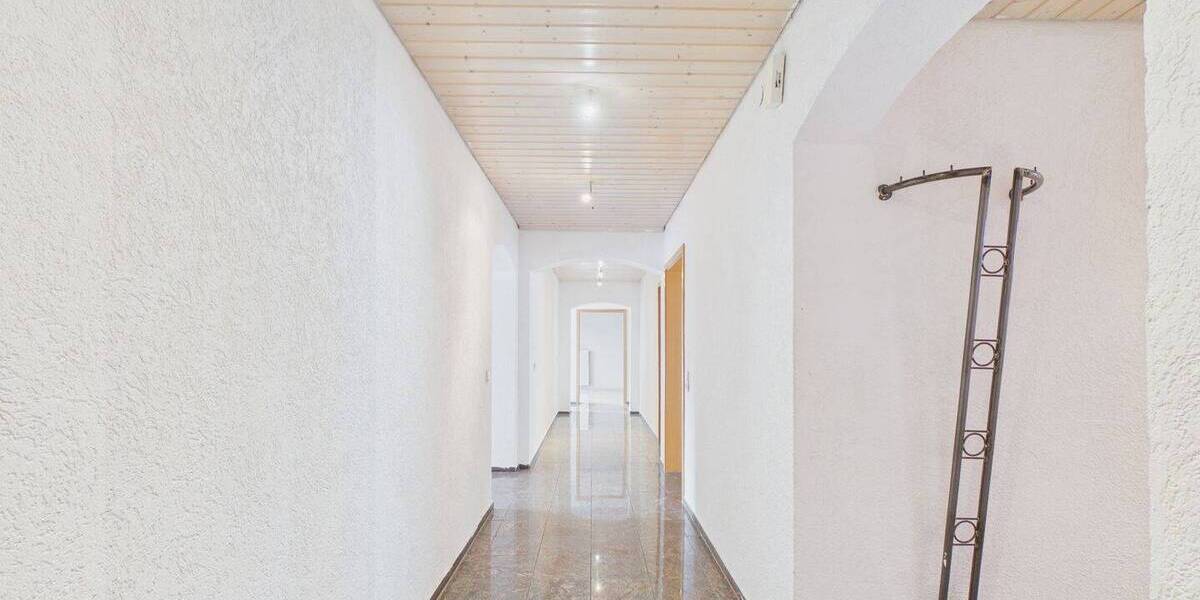 Etagenwohnung Böblingen Dagersheim - 5 Zimmer, 156 m&sup2;, 479.000&euro; | Angebot:26040108