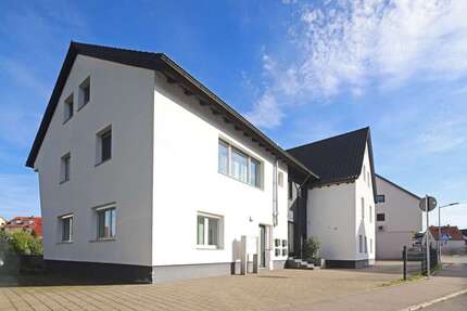 Haus zum Kaufen in Waiblingen 1.390.000 € 267 m² 14 zimmer