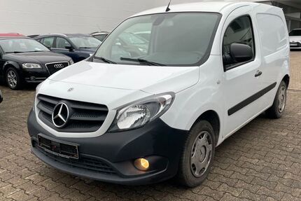 Mercedes-Benz Citan 123.027 km 9.995 € Stuttgart 70597