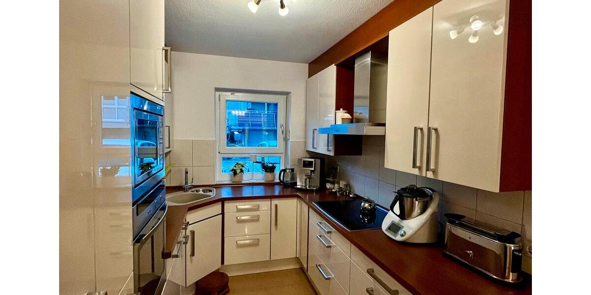 Einfamilienhaus Weinstadt - 9 Zimmer, 247 m&sup2;, 995.000&euro; | Angebot:26825977