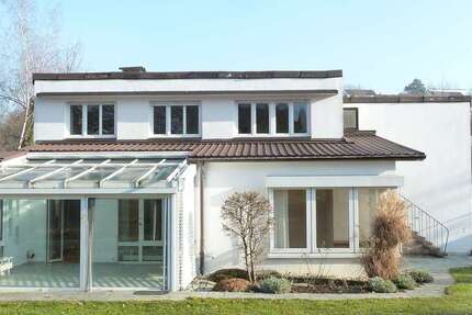 Wohnung Reutlingen - 1 Zimmer, 12 m&sup2;, 240&euro; | Angebot:26275980