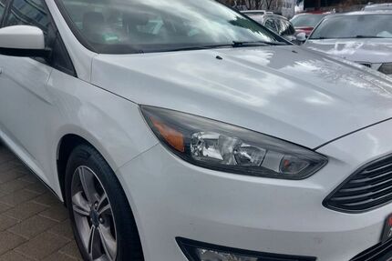 Ford Focus 103.241 km 3.999 &euro; Fellbach 70736