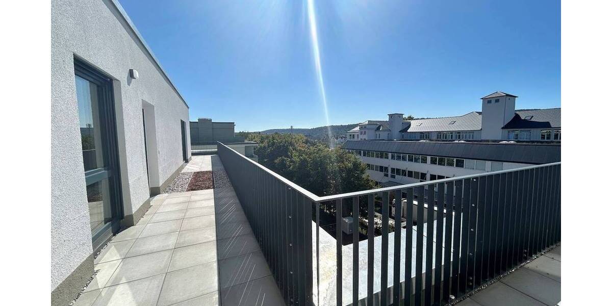 Etagenwohnung Stuttgart Untertürkheim - 3 Zimmer, 118 m&sup2;, 1.990&euro; | Angebot:25672148