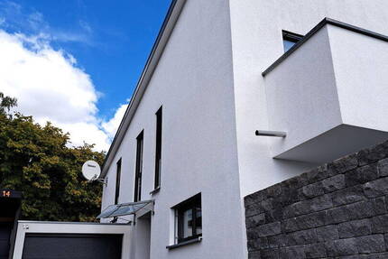 Hochwertige Doppelhaushälfte mit Pool und Sauna in ruhiger Lage von Gärtringen 6 zimmer