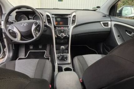 Hyundai i30 103.389 km 9.250 &euro; Illingen 75428