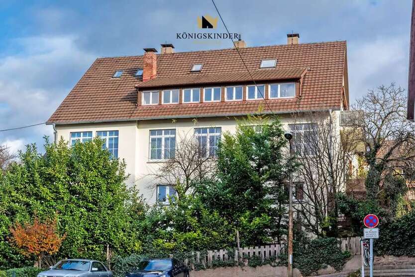 Haus zum Kaufen in Stuttgart-Obertürkheim 1.199.000 € 356 m²