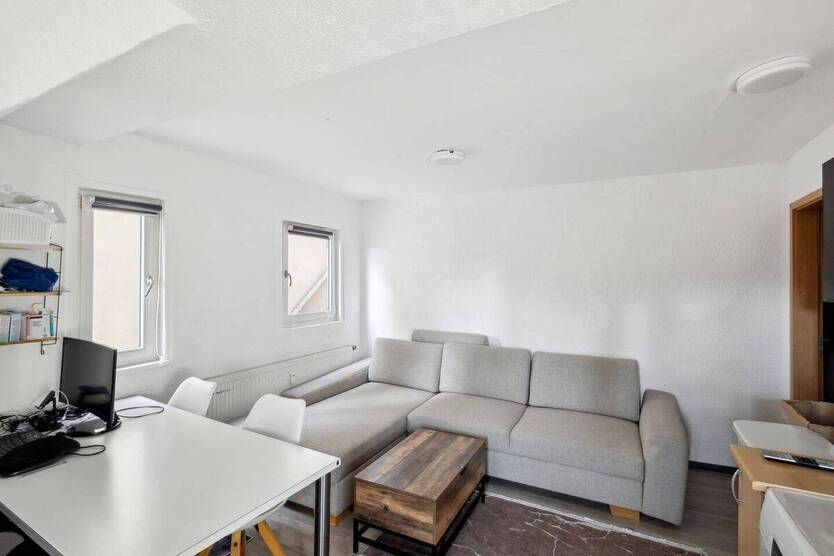 Faktor 15, Mehrfamilienhaus in Bad Cannstatt 9 zimmer