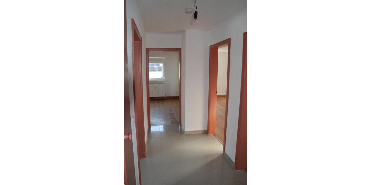 Dachgeschoßwohnung Stuttgart Neuwirtshaus - 3 Zimmer, 56 m&sup2;, 760&euro; | Angebot:26248981