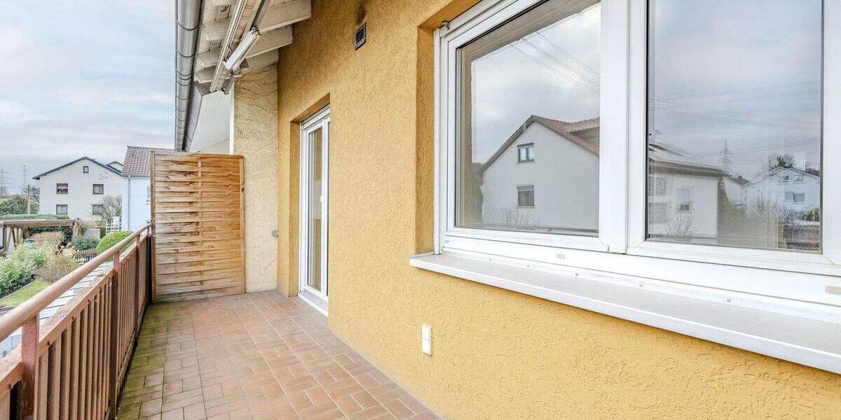 Mehrfamilienhaus, Wohnhaus Sindelfingen / Maichingen Maichingen - 8 Zimmer, 145 m&sup2;, 695.000&euro; | Angebot:24251105