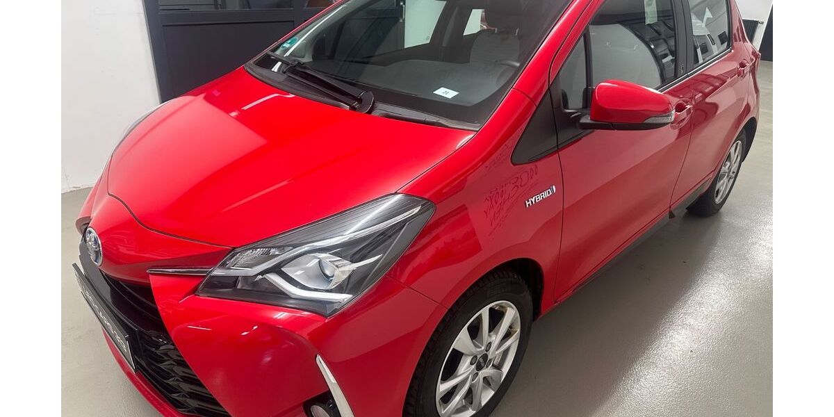 Toyota Yaris 129.656 km 12.890 € LEONBERG 71229