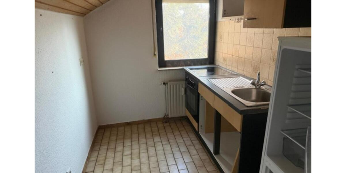 Dachgeschoßwohnung Ludwigsburg Hoheneck - 2 Zimmer, 42 m&sup2;, 780&euro; | Angebot:24837562