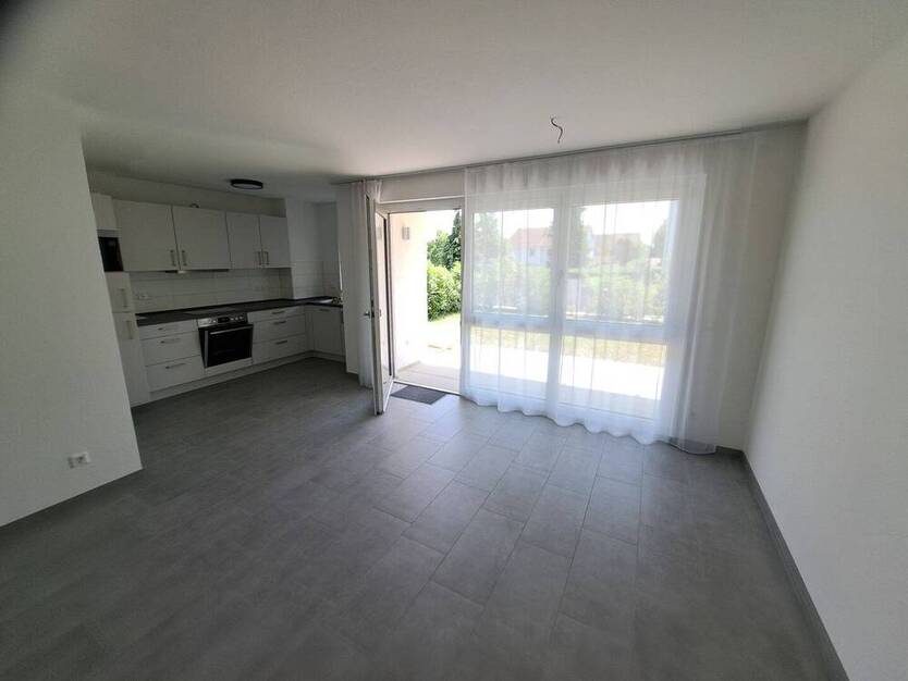 Neuwertige Wohnung mit Einbauküche in bester Lage