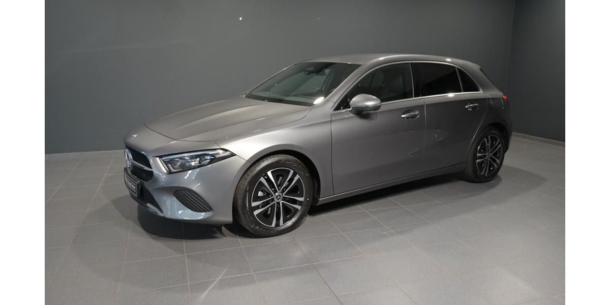 Mercedes-Benz A 180 4.000 km 27.390 &euro; Waiblingen 71332