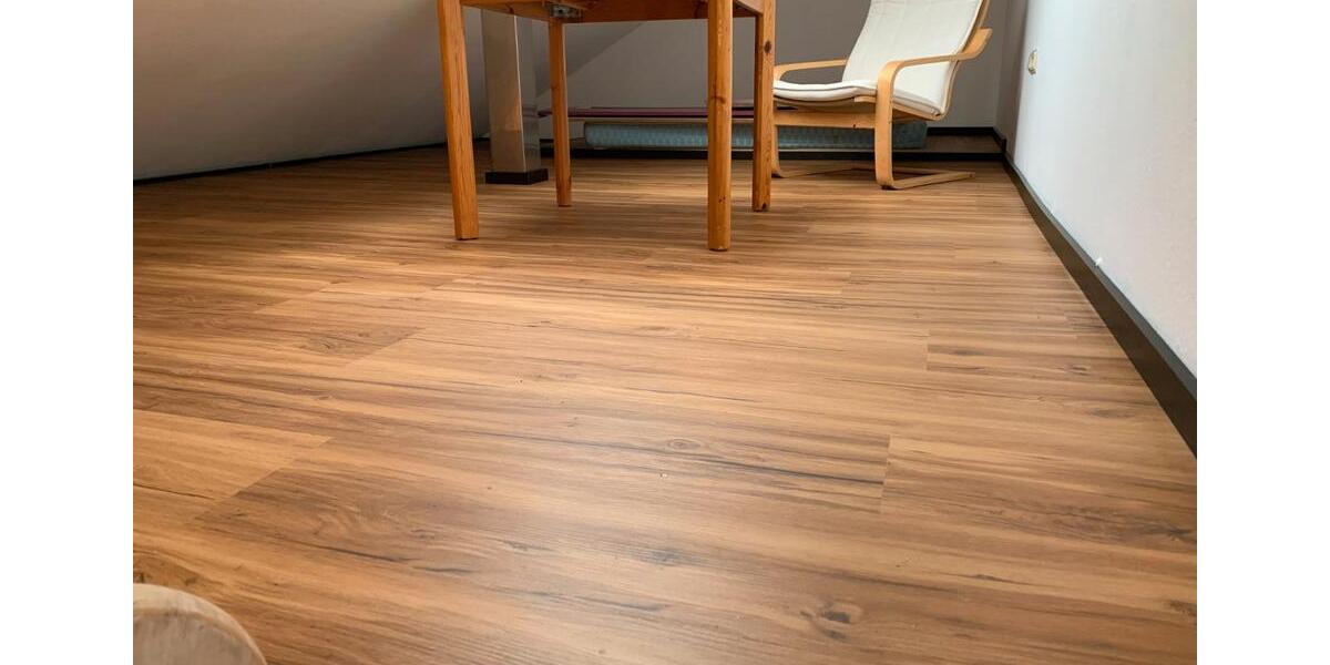 Dachgeschoßwohnung Stuttgart Lehen - 2 Zimmer, 90 m&sup2;, 1.460&euro; | Angebot:25992085