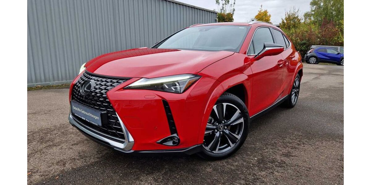 Lexus UX 23.602 km 35.990 &euro; Nürtingen 72622