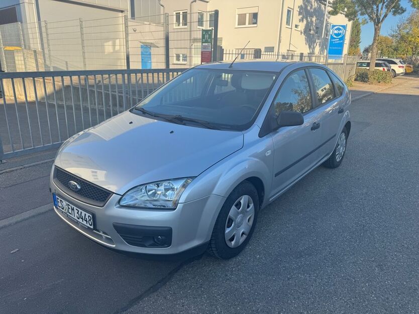 Ford Focus 85.000 km 3.499 € Sindelfingen 71069