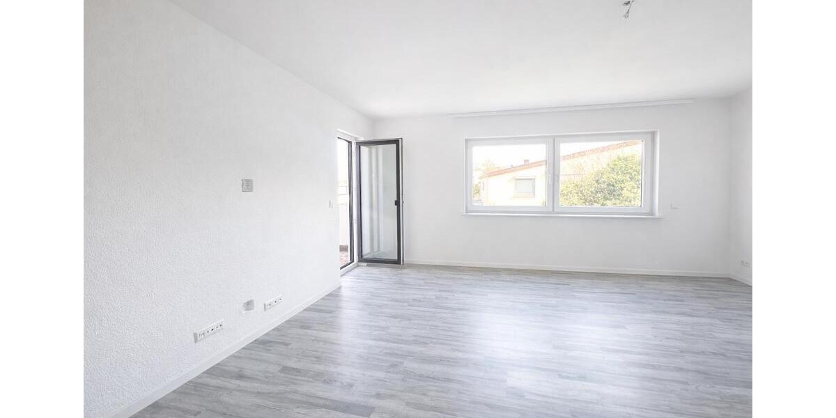 Etagenwohnung Esslingen am Neckar Pliensauvorstadt - 3 Zimmer, 75 m&sup2;, 1.300&euro; | Angebot:26315104