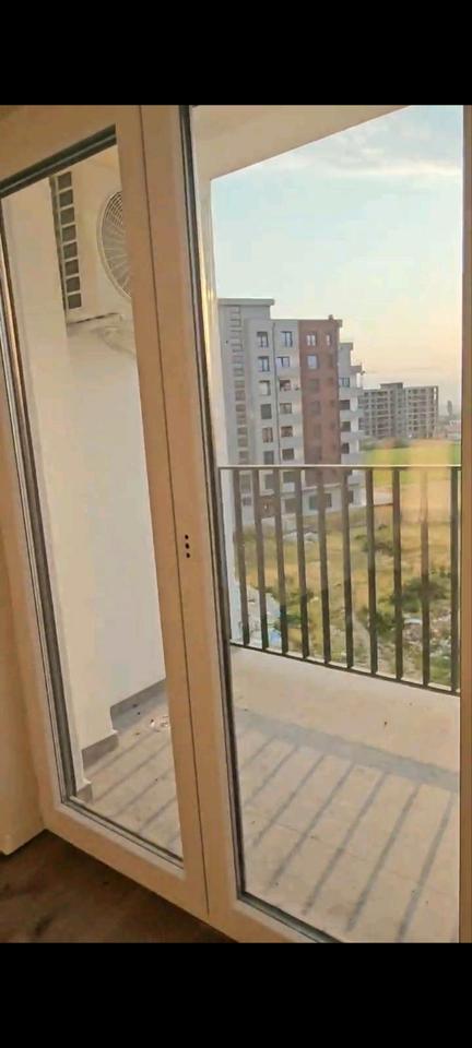 Shitet Banesa shum lir : 2 dhoma , Balkon ne Prizeren Kosovë