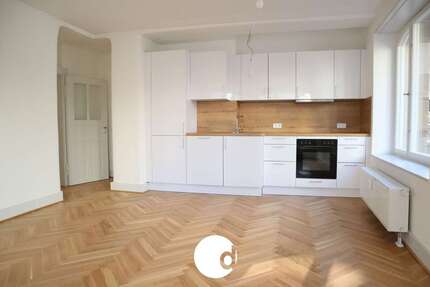 Wohnung Stuttgart Stuttgart-West - 3 Zimmer, 81 m&sup2;, 1.500&euro; | Angebot:25404624