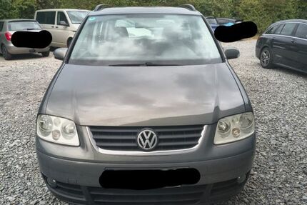 VW Touran 198.000 km 999 &euro; Esslingen am Neckar 73728