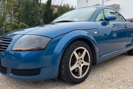 Audi TT 280.000 km 2.900 &euro; Stuttgart 70563