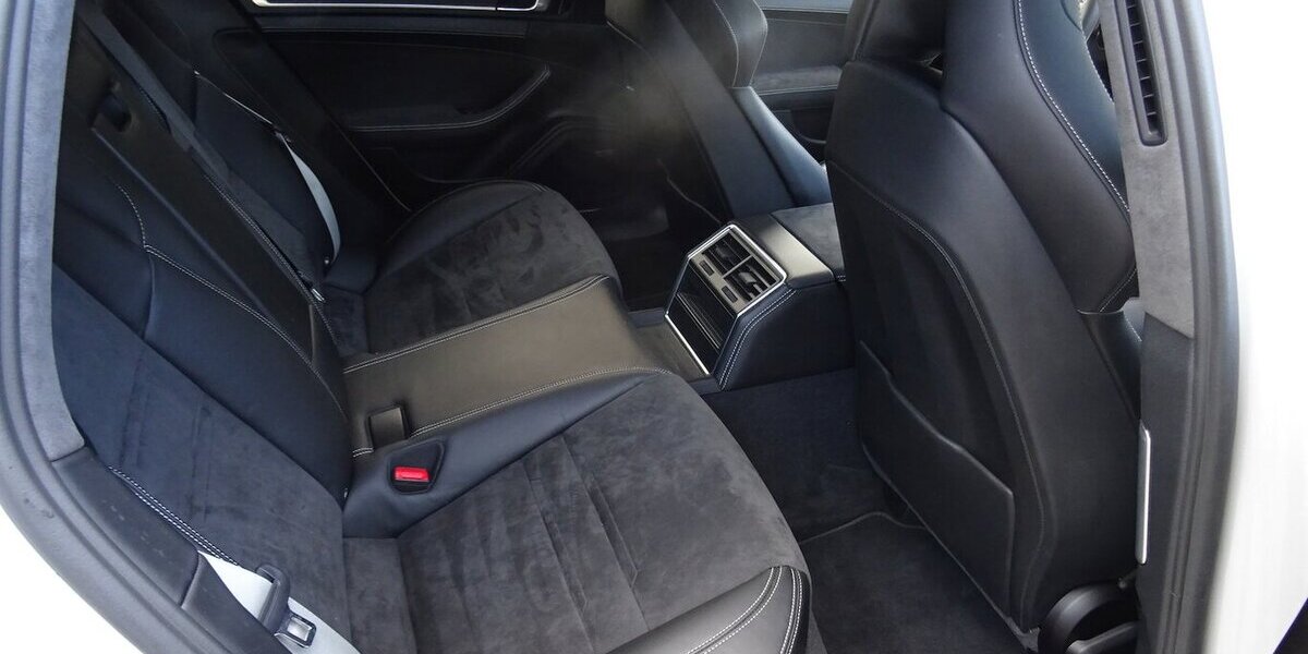 Porsche Panamera GTS Sport Turismo*Keramik,21´´Alu,Standh 148.000 km 65.850 € Schorndorf 73614