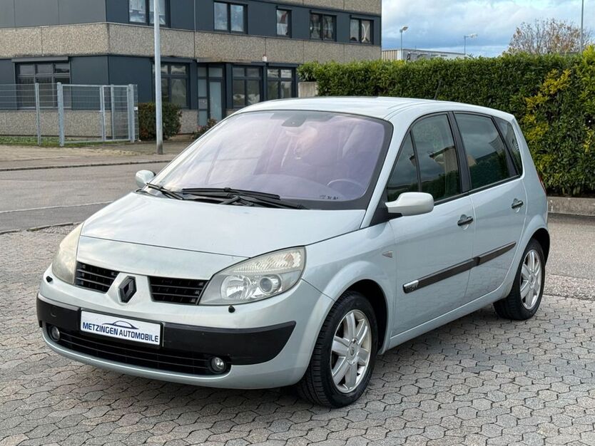 Renault Scenic 151.800 km 2.799 € Metzingen 72555