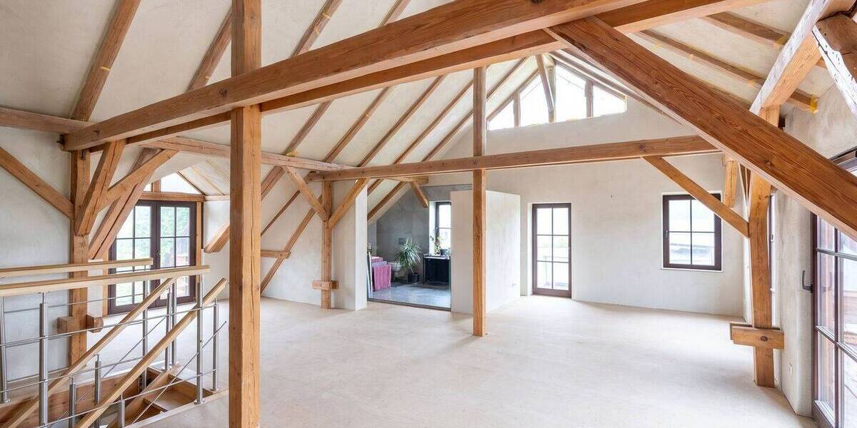 Mehrfamilienhaus, Wohnhaus Besigheim - 7 Zimmer, 340 m&sup2;, 549.000&euro; | Angebot:26731172