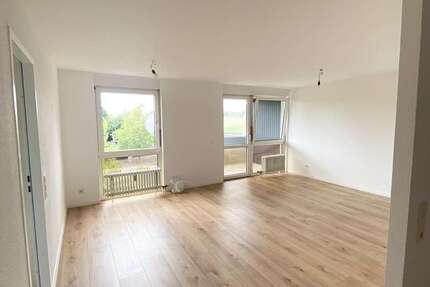 Wohnung zum Kaufen in Holzgerlingen 350.000 € 83 m² 4 zimmer