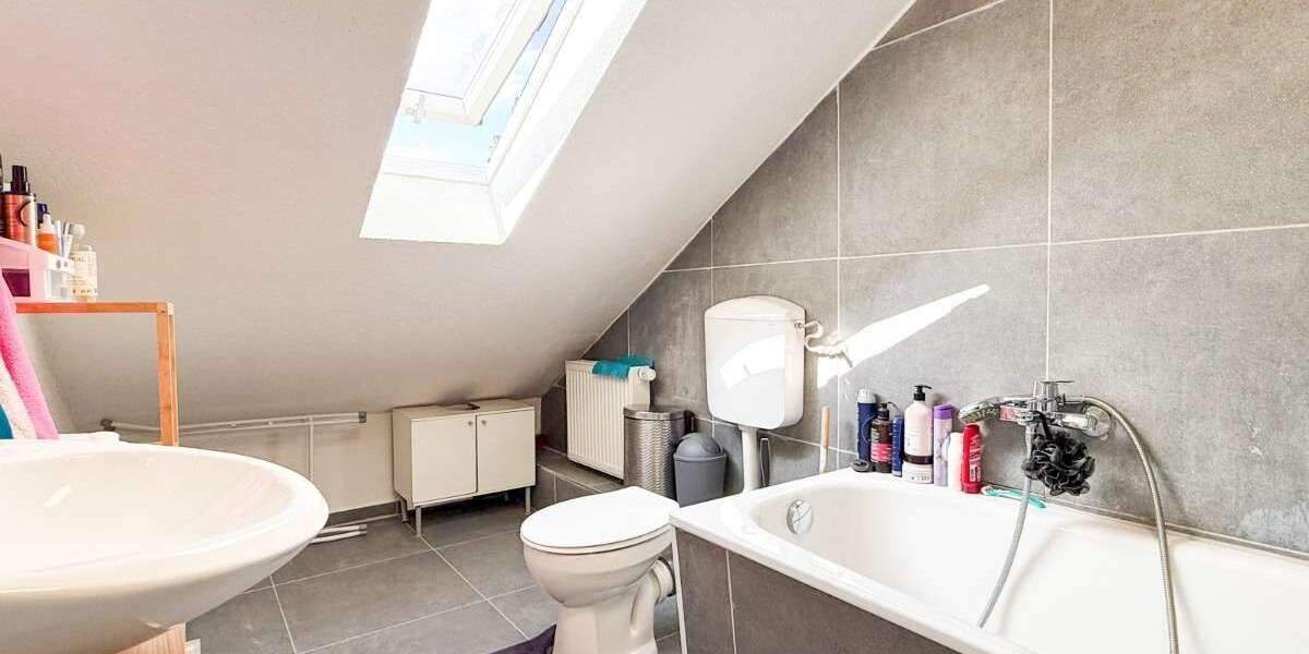 Mehrfamilienhaus, Wohnhaus Sindelfingen Maichingen - 1 Zimmer, 228 m&sup2;, 895.000&euro; | Angebot:24460303