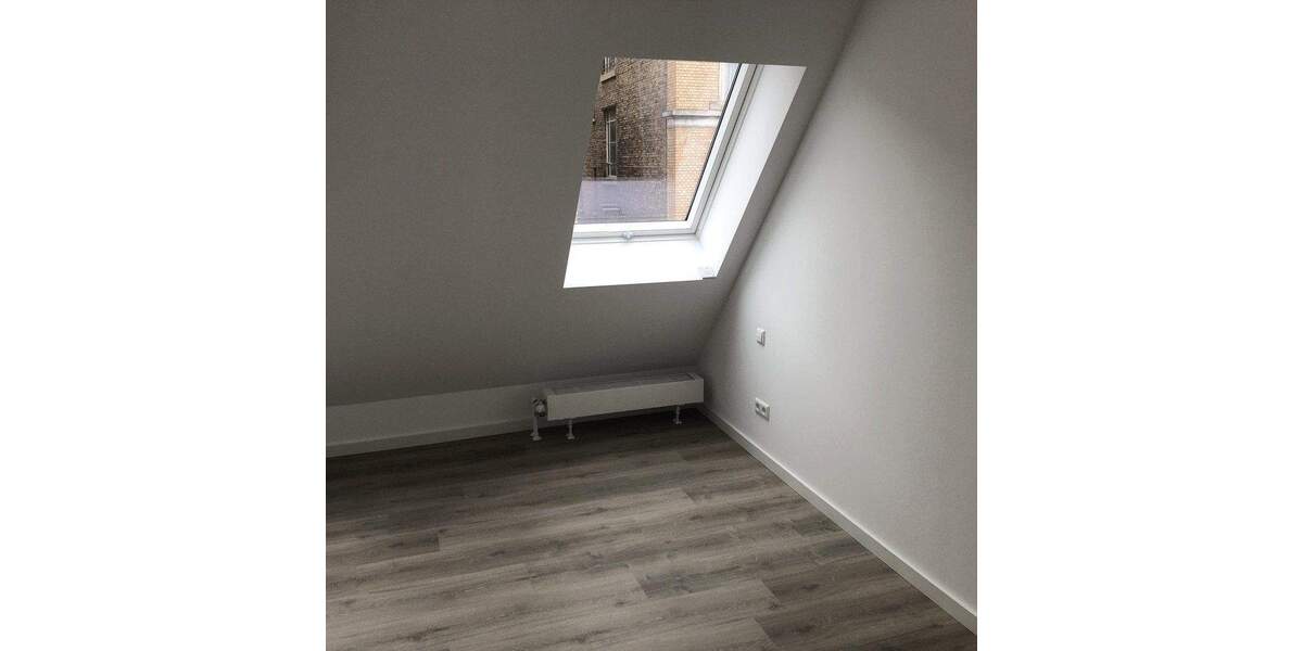 Etagenwohnung Stuttgart Mitte - 2 Zimmer, 48 m&sup2;, 766&euro; | Angebot:25607964