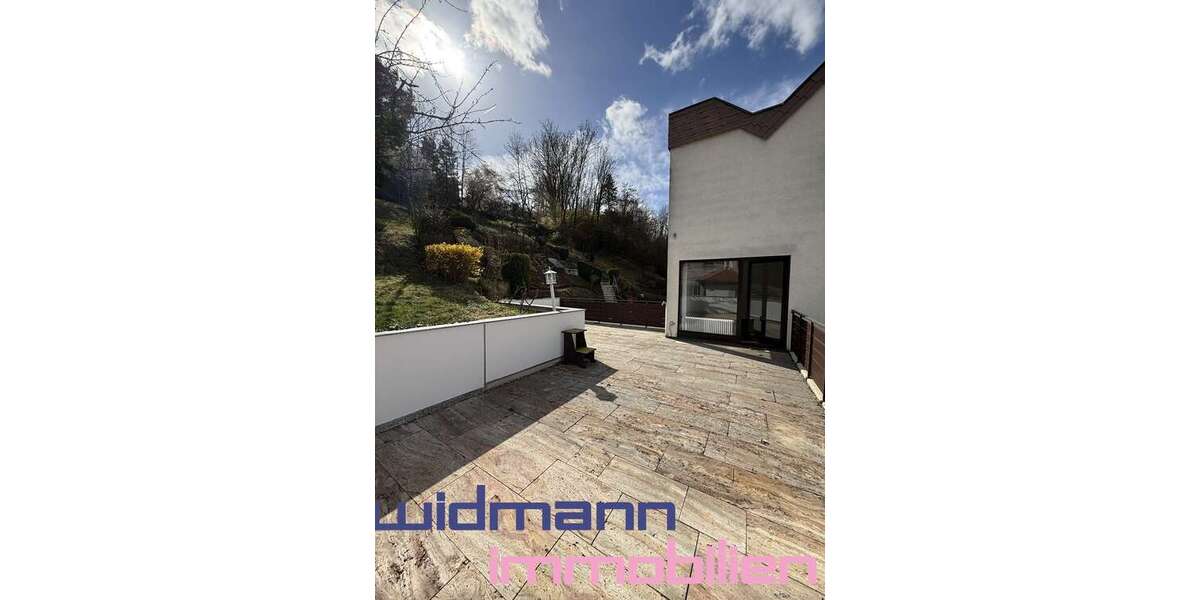 Etagenwohnung Stuttgart / Zuffenhausen Zuffenhausen - 3 Zimmer, 97 m&sup2;, 990&euro; | Angebot:26165230