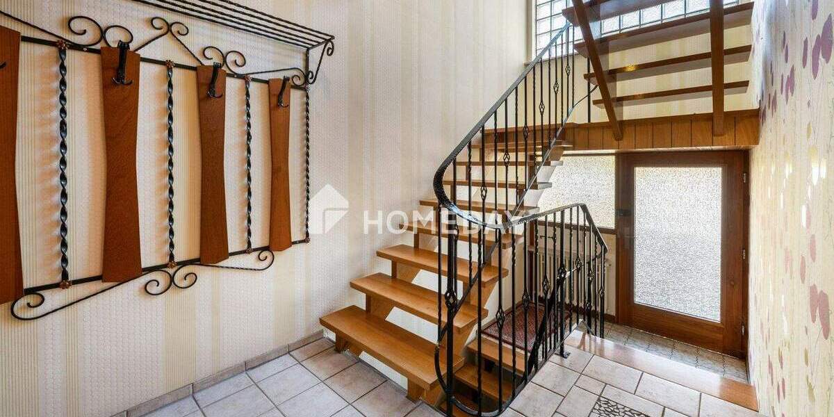 Einfamilienhaus Metzingen Neuhausen - 7 Zimmer, 112 m&sup2;, 496.000&euro; | Angebot:25879096