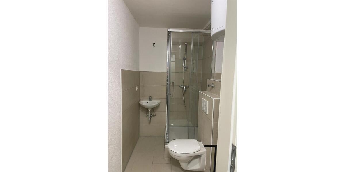 Etagenwohnung Stuttgart Zuffenhausen - 1.5 Zimmer, 33 m&sup2;, 650&euro; | Angebot:25421030