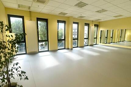 Gewerbeobjekt Esslingen am Neckar Oberesslingen - 12&euro; | Angebot:23707499