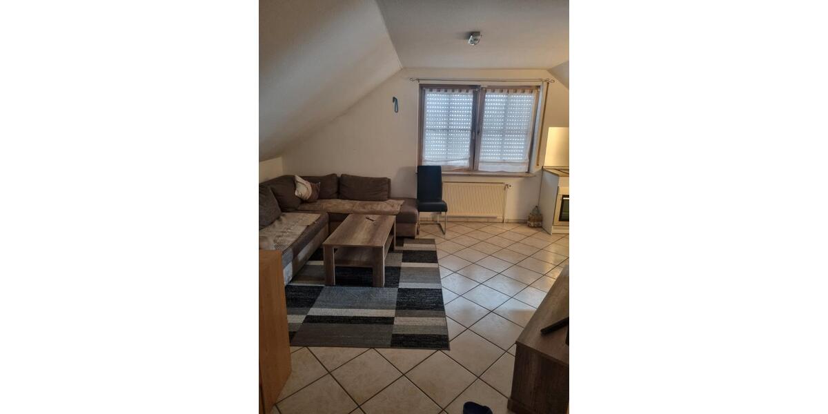 Dachgeschoßwohnung Denkendorf - 1 Zimmer, 34 m&sup2;, 700&euro; | Angebot:26537314