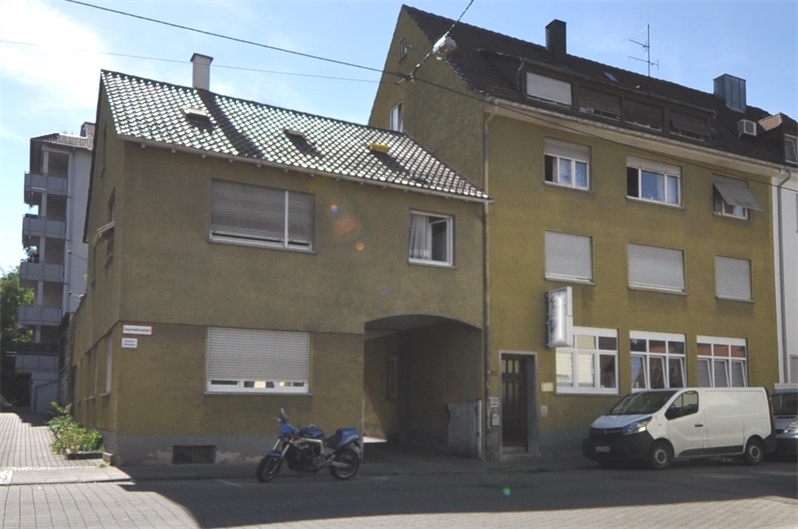 Wohn- und Gewerbeanwesen mit viel Gestaltungspotential in bester Lage zimmer