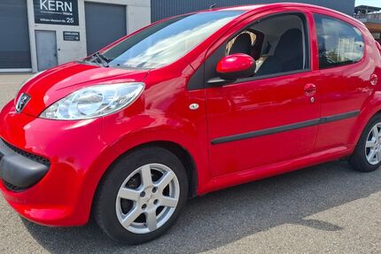 Peugeot 107 85.500 km 5.700 &euro; Kernen i. r 71394
