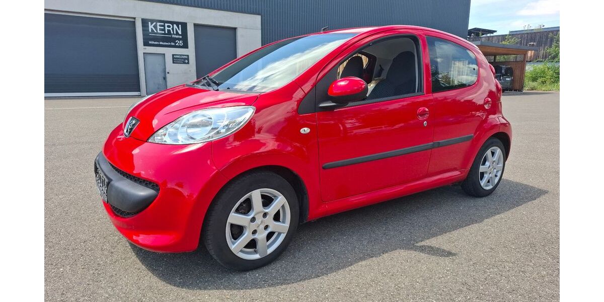 Peugeot 107 85.500 km 5.700 &euro; Kernen i. r 71394