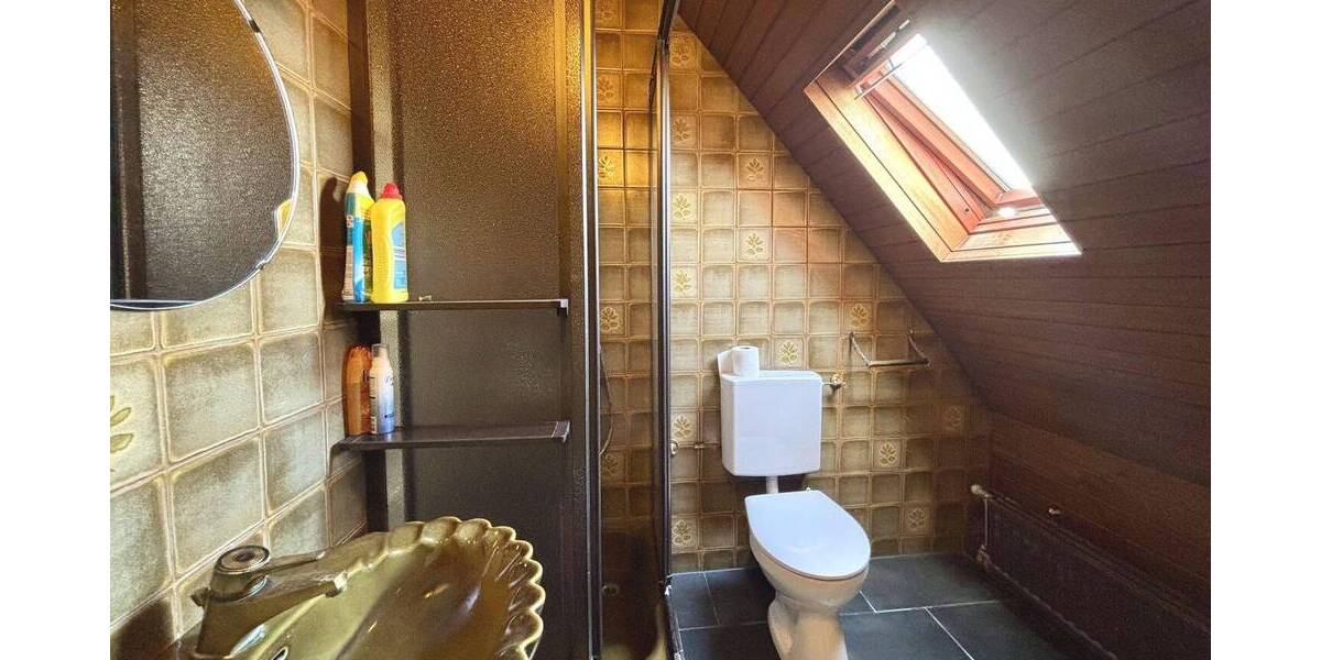 Reihenmittelhaus Stuttgart Hofen - 5 Zimmer, 130 m&sup2;, 480.000&euro; | Angebot:25909036